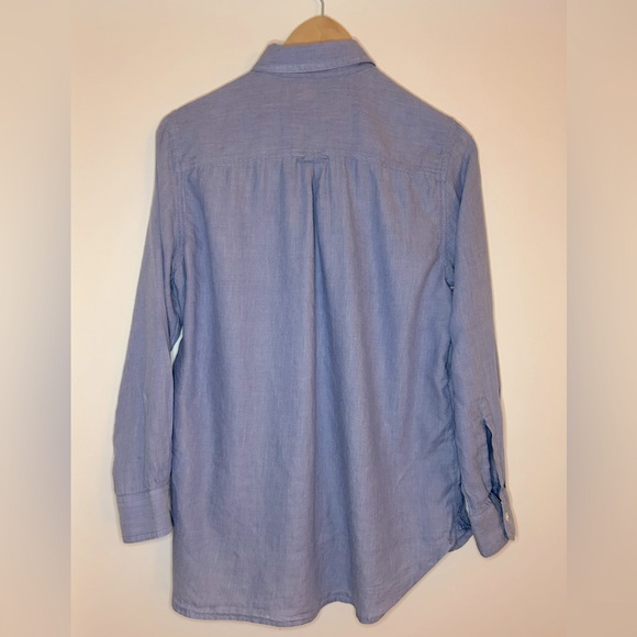 Banana Republic chambray shirt size small. - Picture 3 of 4